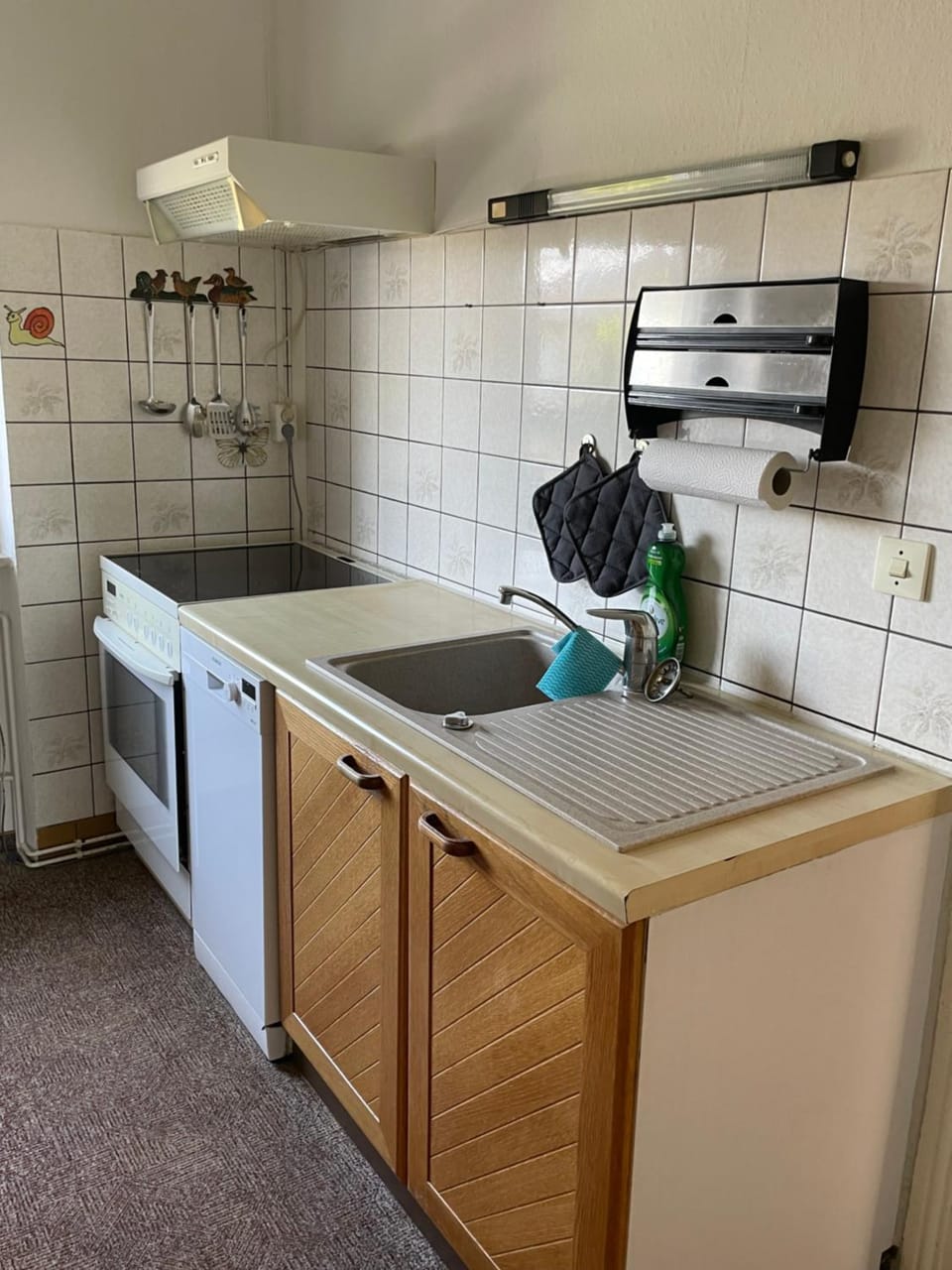 dishwasher, stove