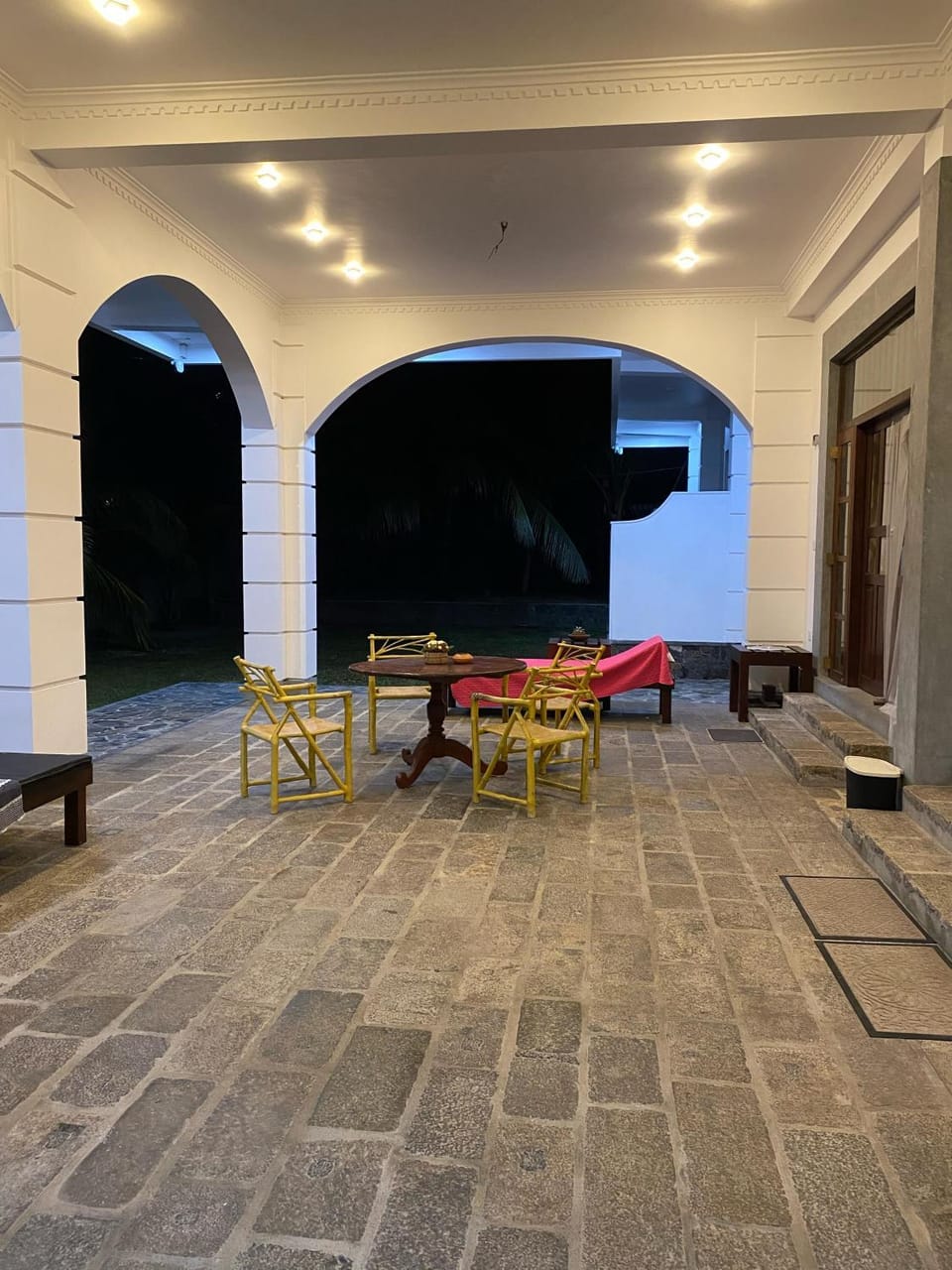 Villa La more Apartment in Southern Province