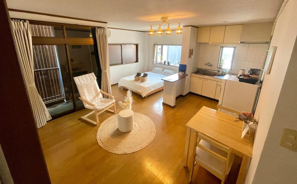 Living room, Photo of the whole room