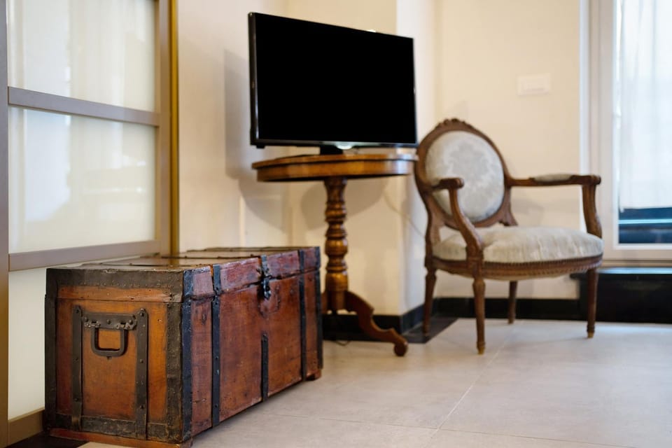 Property building, Living room