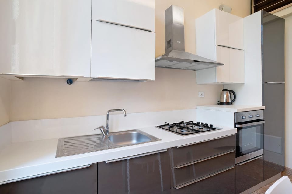 Kitchen or kitchenette, Living room