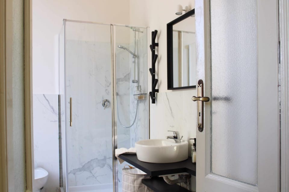 Corso vista mare - Casa Elegante by Italianhost Apartment in Naples