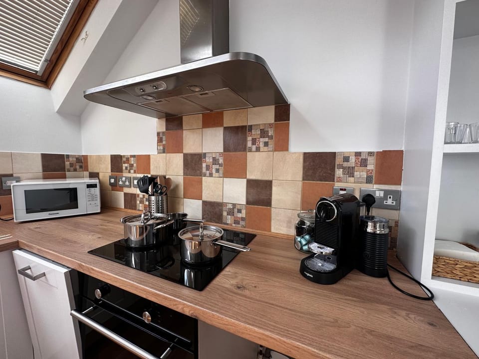 Studio flat in the heart of Hampstead, London Apartment in London Borough of Camden