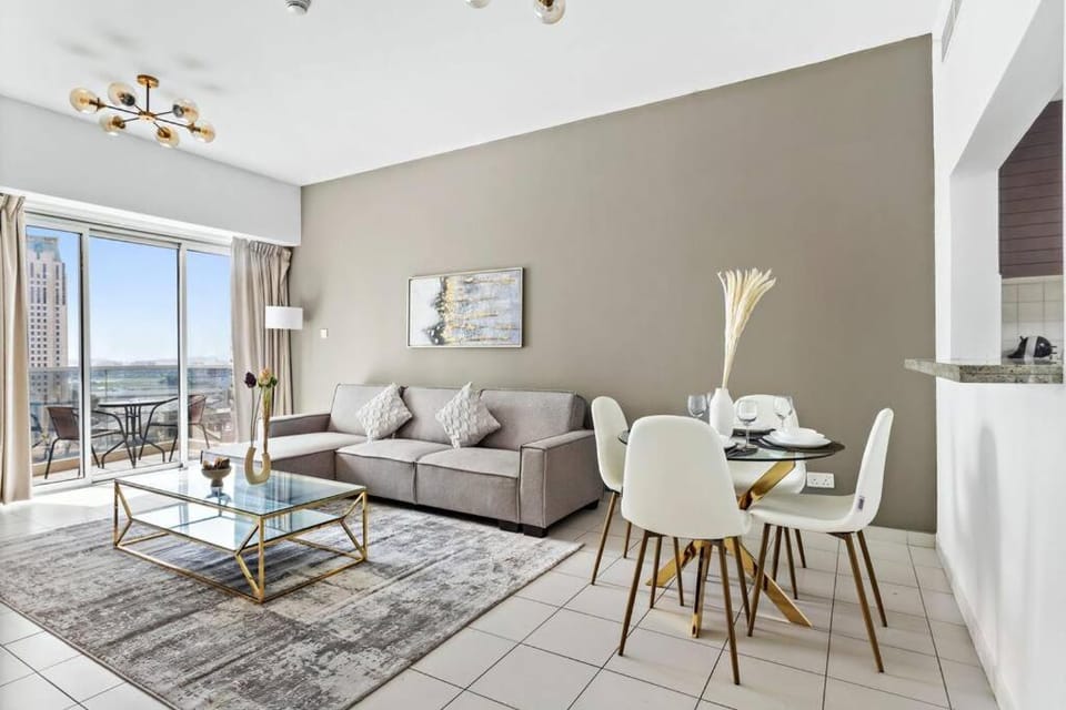 StoneTree - Marina Tower 1BR - Dubai Marina Apartment in Dubai