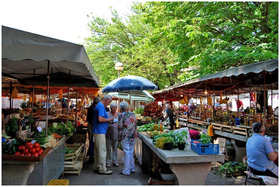 Shopping Area