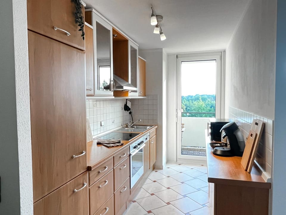 Kitchen or kitchenette, stove, kitchen, kitchen