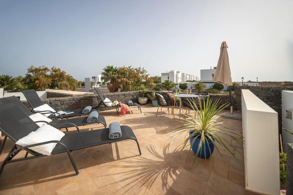 Day, Balcony/Terrace, sunbed
