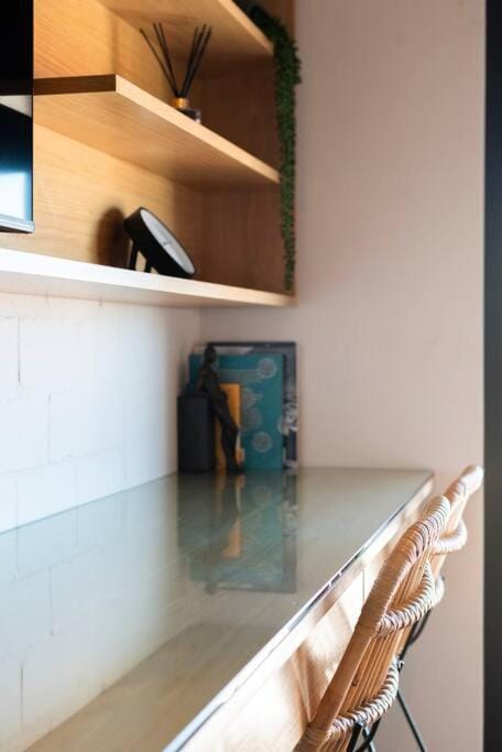 Luxury Studio with Ocean Views and Rooftop Pool Apartment in Sea Point