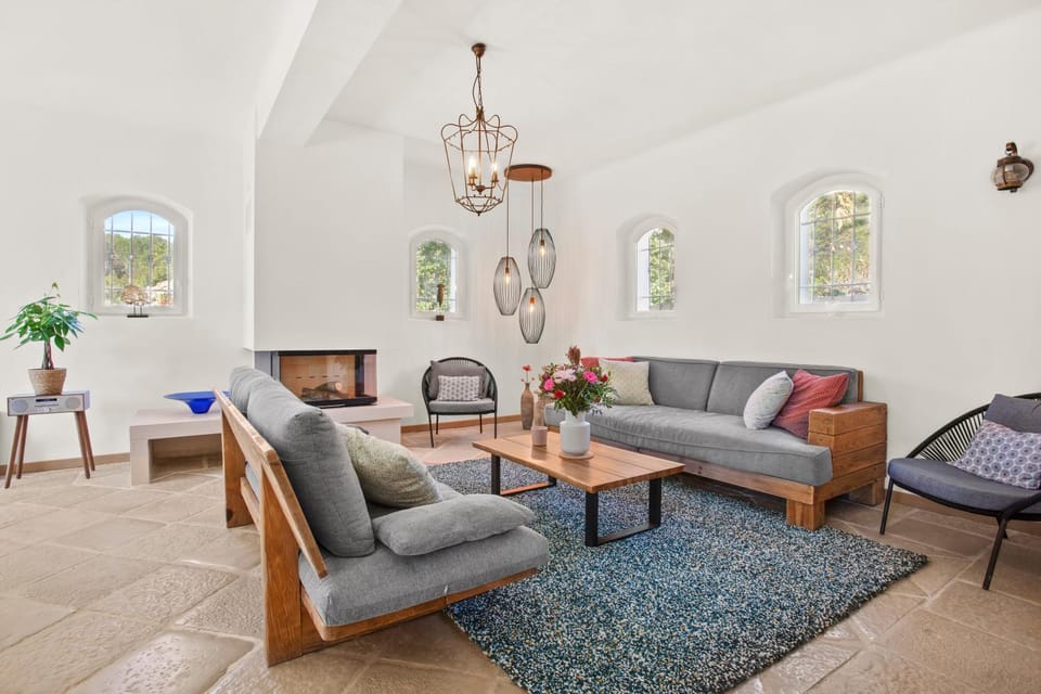 Property building, Living room