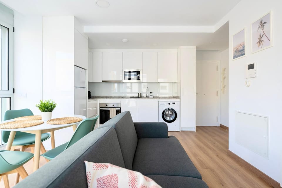 Kitchen or kitchenette, Living room