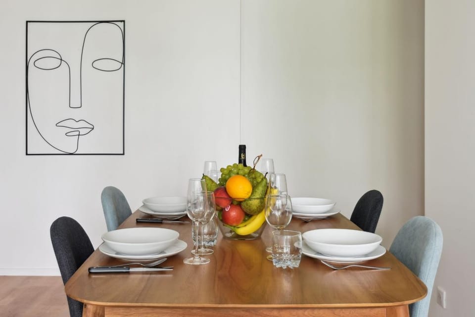 Decorative detail, Dining area