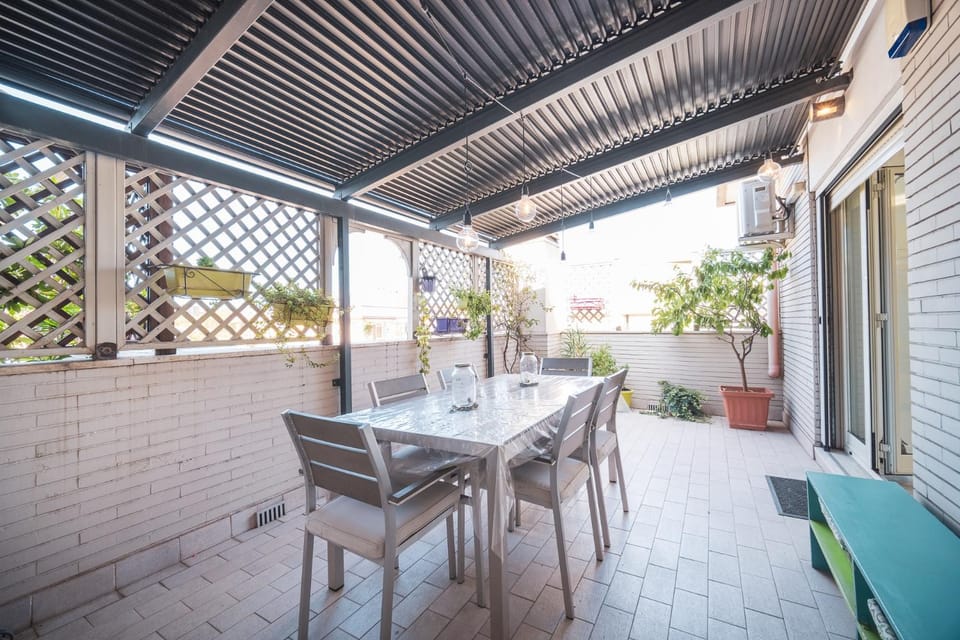 Patio, Balcony/Terrace