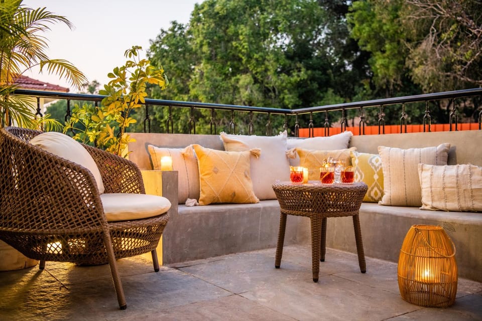 Balcony/Terrace, Seating area, Garden view, Breakfast