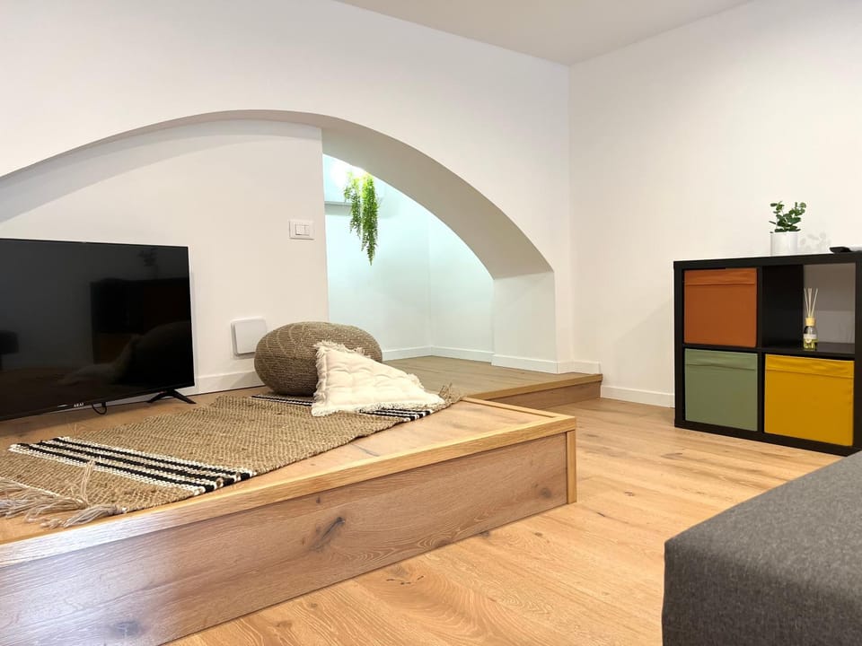 Navigli Luxury Loft Apartment in Milan
