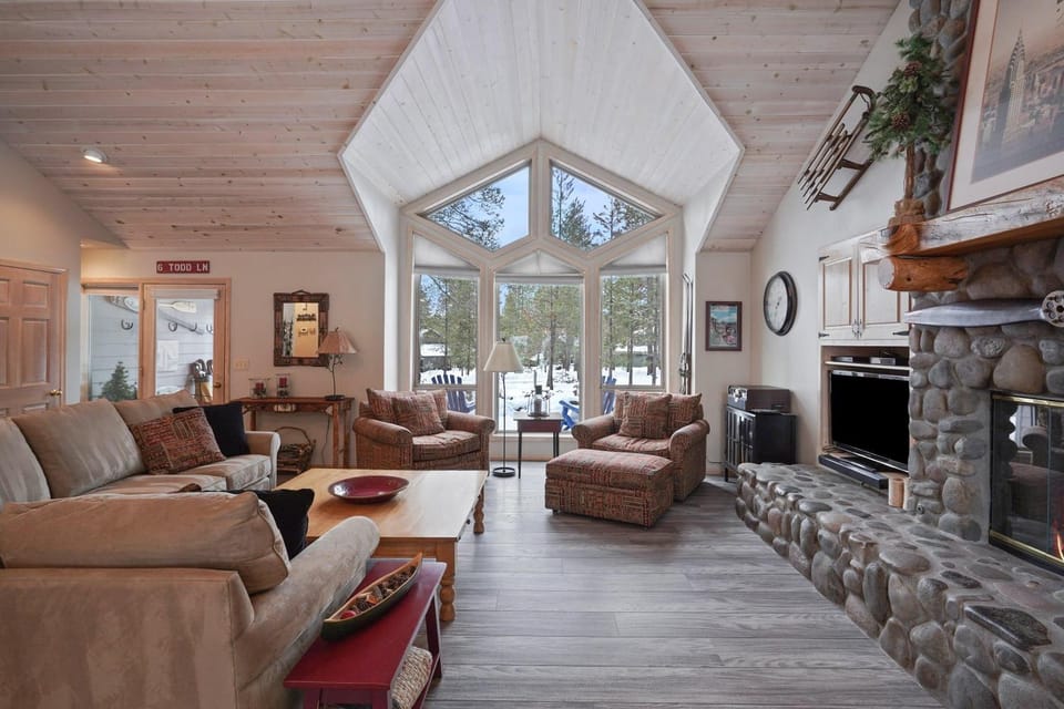 6 Todd House in Sunriver