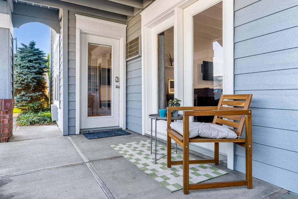 08 Lodge House in Hood River