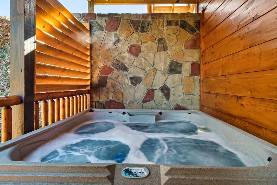 Massive Cabin Indoor Pool Driving Simulators Sleeps 20 Cabin in Gatlinburg