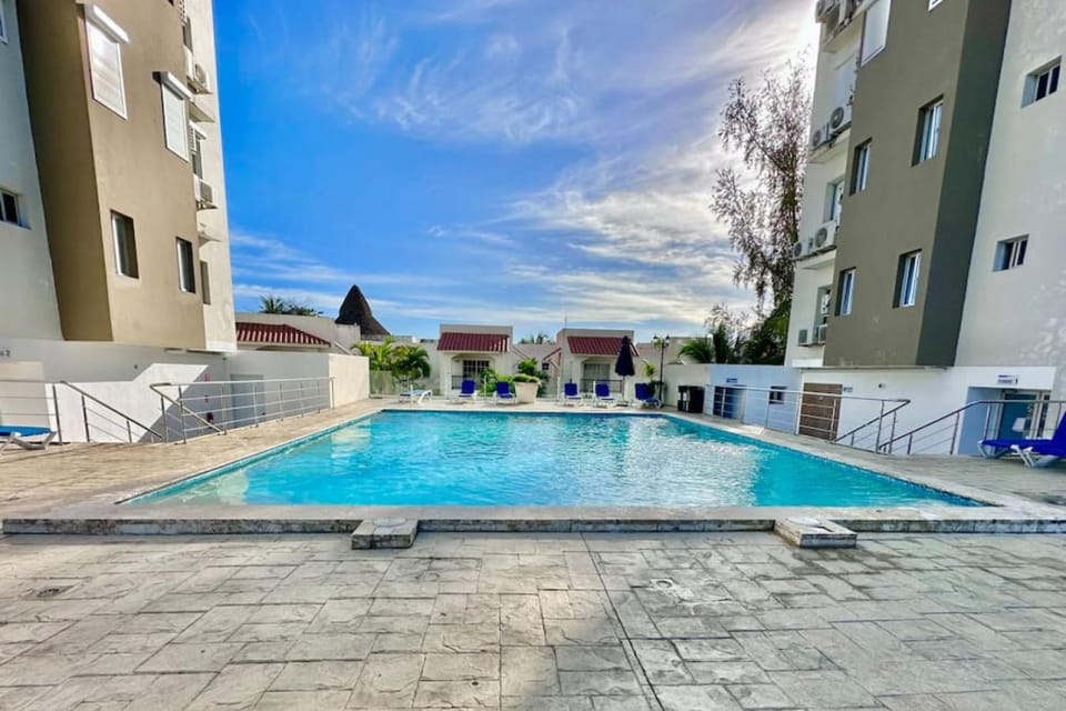 Pool view, Swimming pool