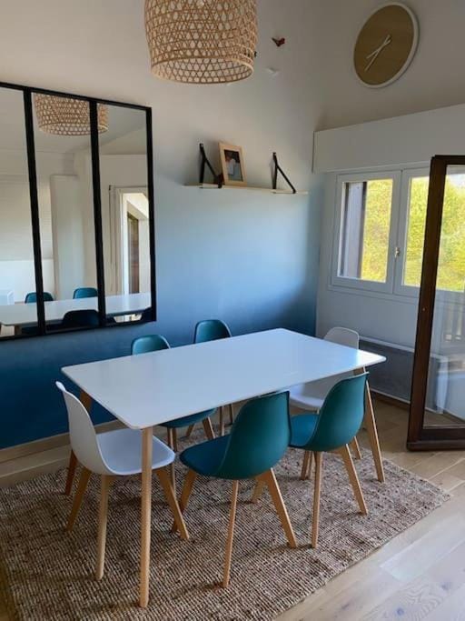 Lumineux, vue montagne Apartment in Annecy