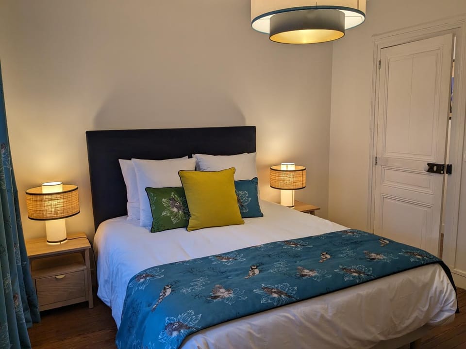 Villa Eliane - parking privé Bed and Breakfast in Étretat