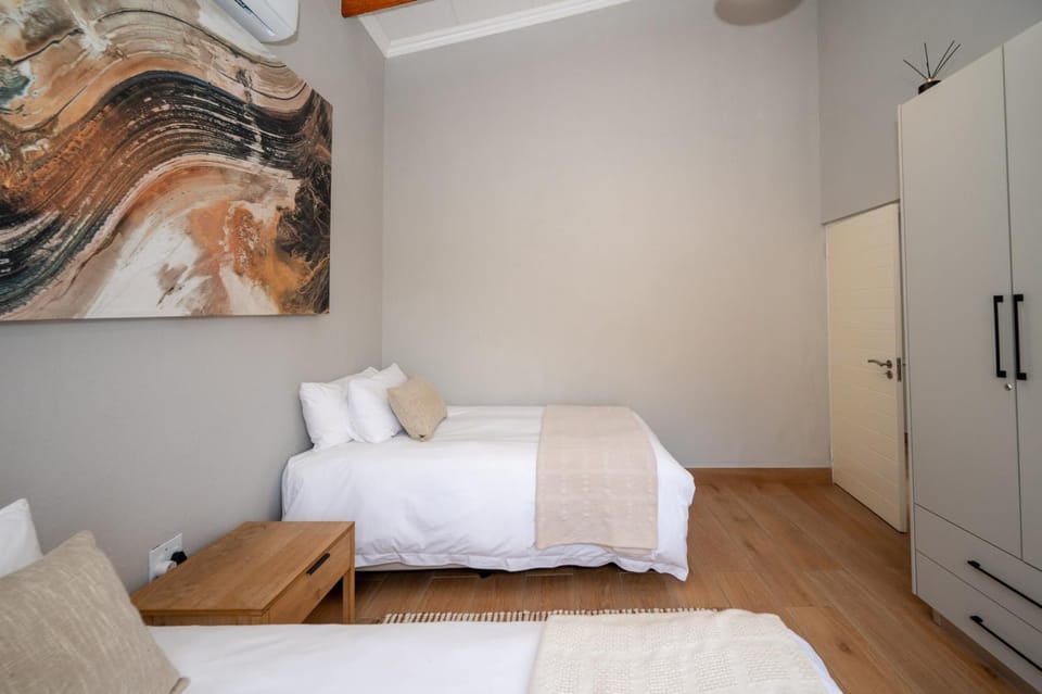 Utopia on the Rock1 Apartment in South Africa