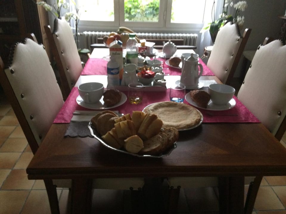 Continental breakfast