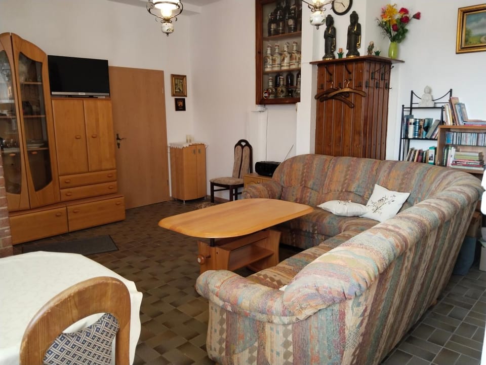 Ferien-u. Monteurwohnung ganze Unterkunft in Schieder- Schwalenberg Apartment in North Rhine-Westphalia