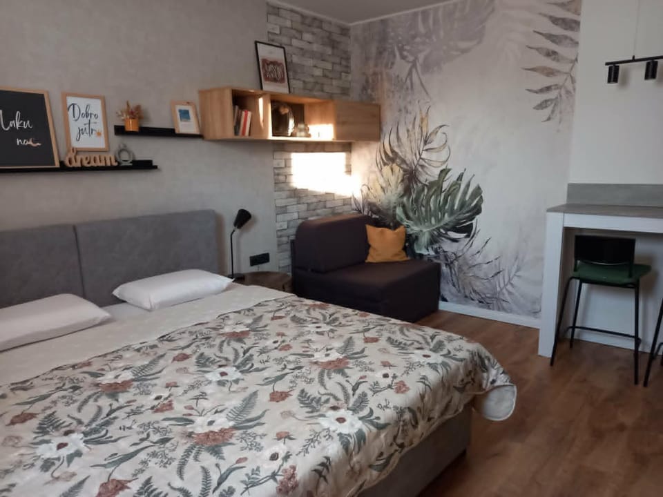 Photo of the whole room