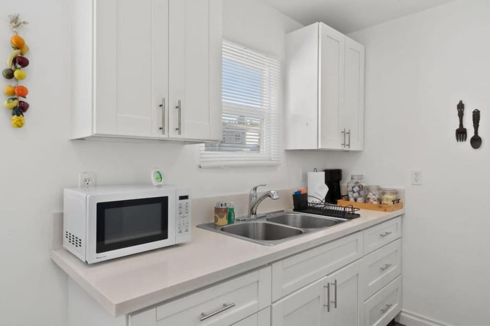 Coffee/tea facilities, Kitchen or kitchenette, Food and drinks, Food, oven, pet friendly, stove, toaster