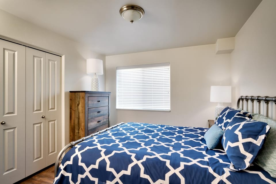 2G New Moab RedCliff Condo, Pool & Hot Tub Apartment in Utah