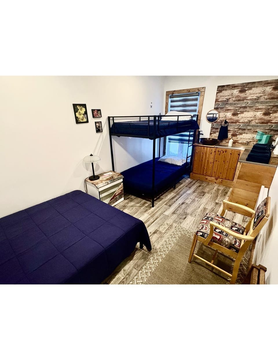 Photo of the whole room