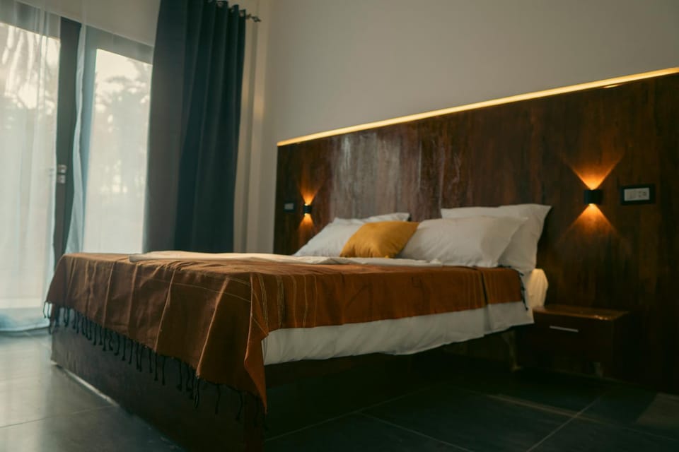 Bed, Photo of the whole room