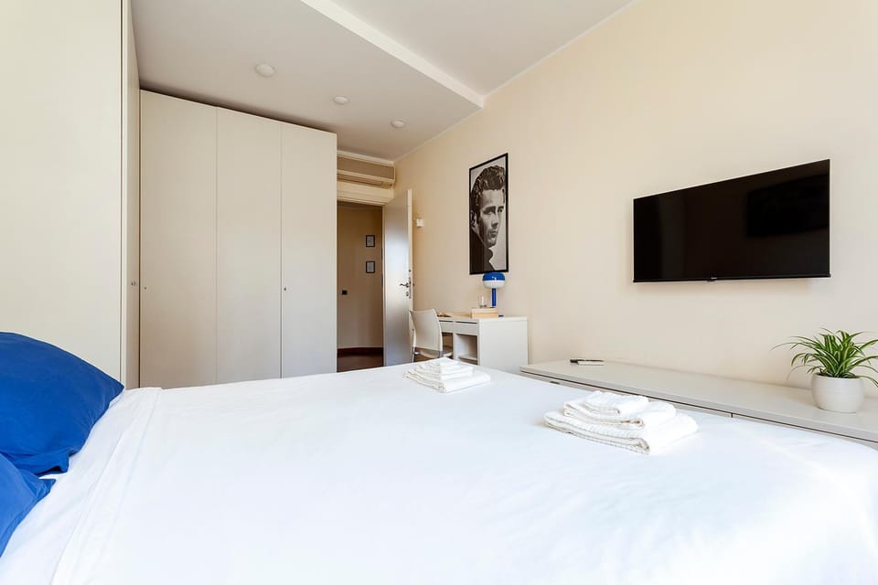 Bellezza14 - Appartamento Porta Romana / Bocconi Apartment in Milan