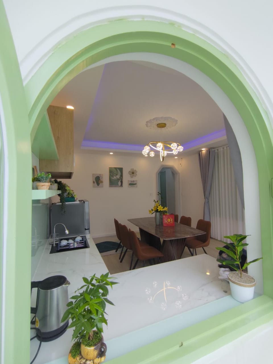 Kitchen or kitchenette, Living room