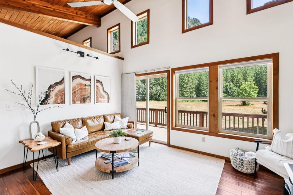 New Sauk River Retreat Concrete Wa House in Washington