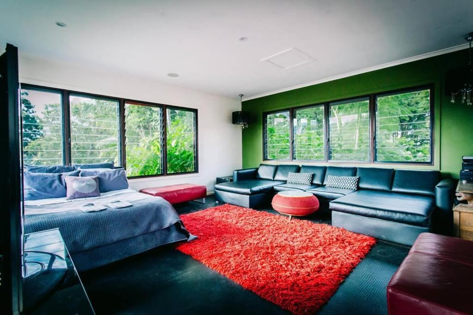BELLINGEN CONVERTED CHURCH on the river (Pet Friendly) House in Bellingen