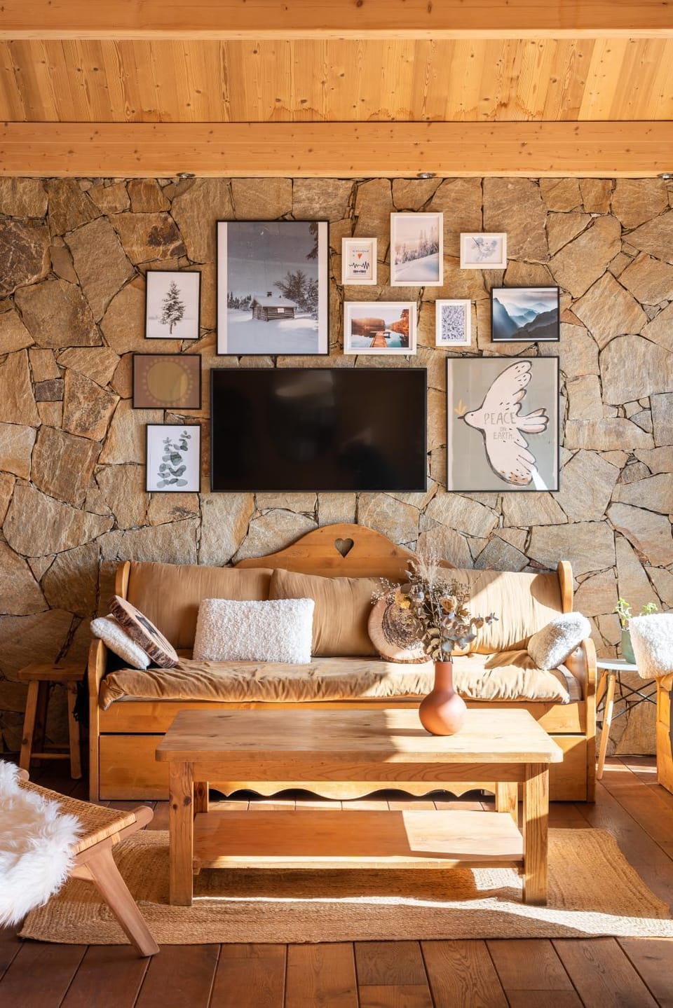 Communal lounge/ TV room, TV and multimedia