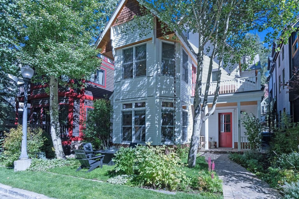 425 Depot Ave home House in Telluride