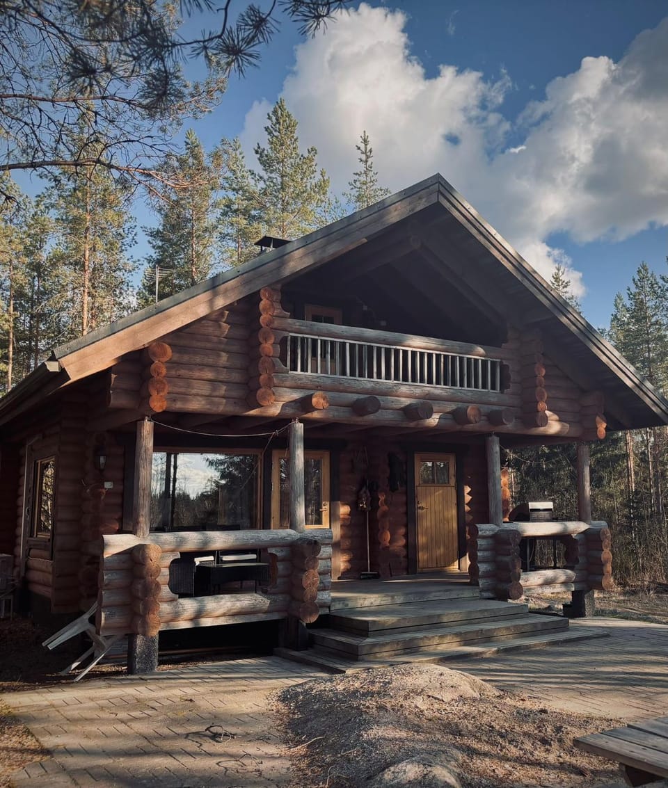 Kalliorinteen Mökit Ruskapirtti Chalet in Finland