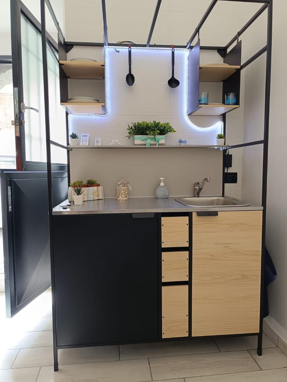 Kitchen or kitchenette, stove