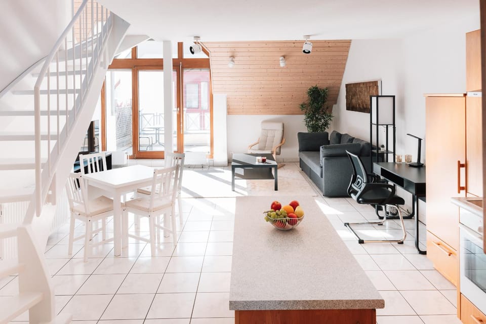 Living room, Dining area