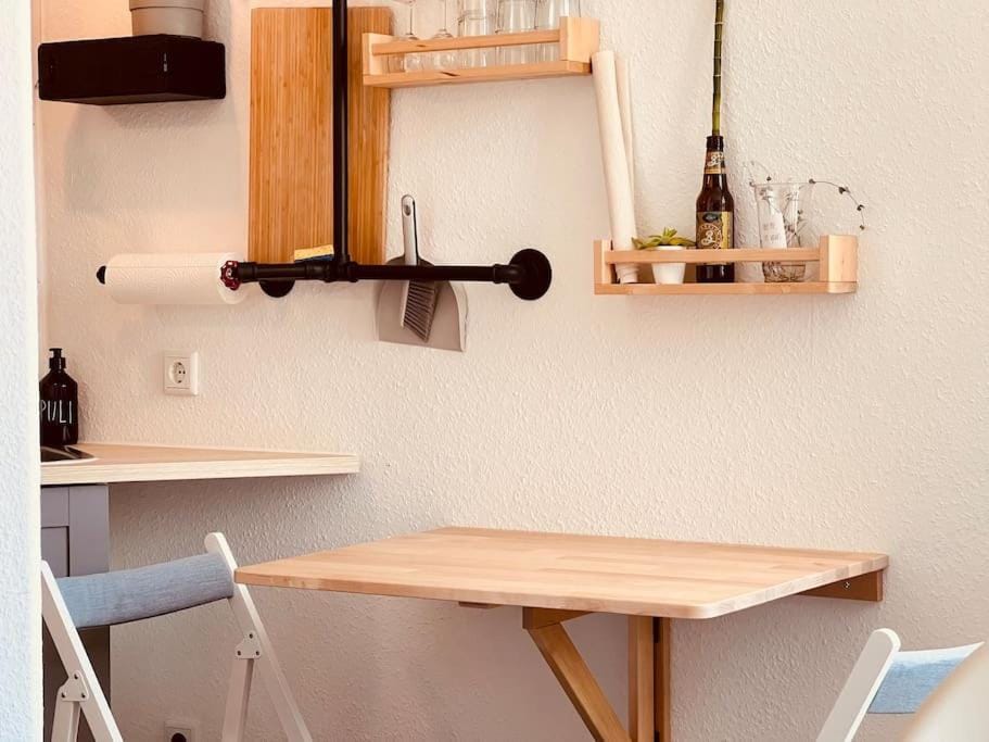 The Room - Direkt in der Stadt! Apartment in Bochum
