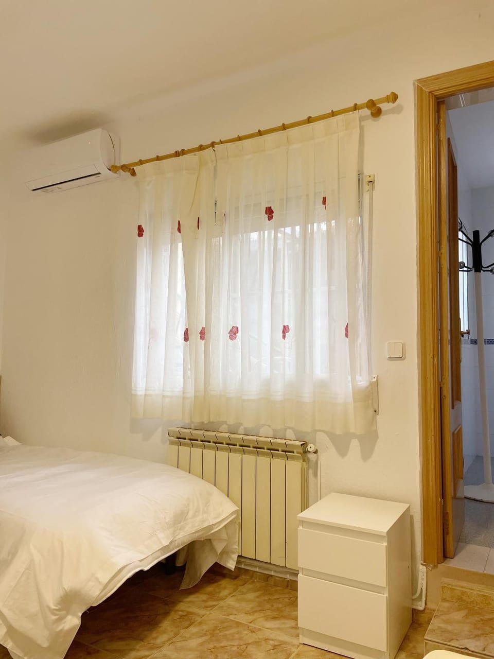 Pensión el Carmen Bed and Breakfast in San Sebastián de los Reyes