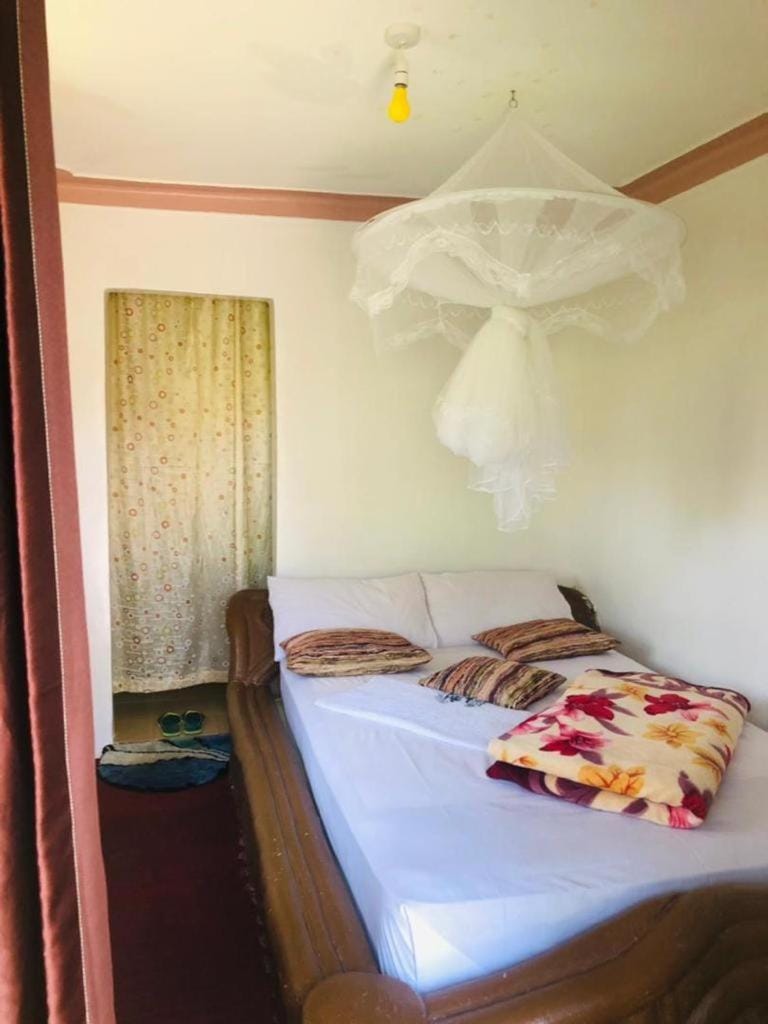 Paradise Gardens Kajjansi Bed and Breakfast in Uganda
