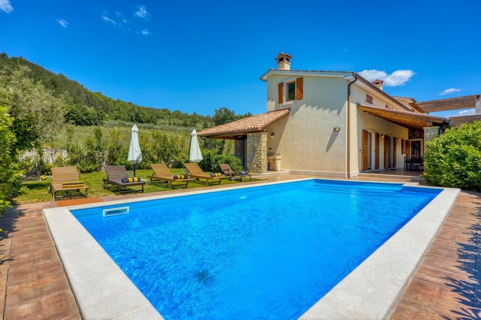 Property building, Patio, Day, Natural landscape, Activities, Garden, Garden view, Pool view, Swimming pool, sunbed, towels