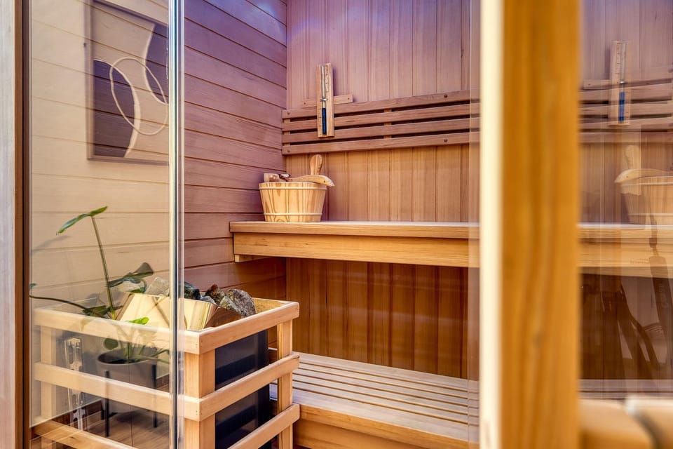 Sauna, Sauna, Spa and wellness centre/facilities, Seating area