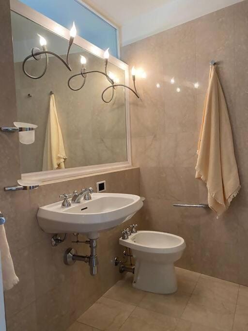 Chambre Dans La Tour Bed and Breakfast in Bergamo