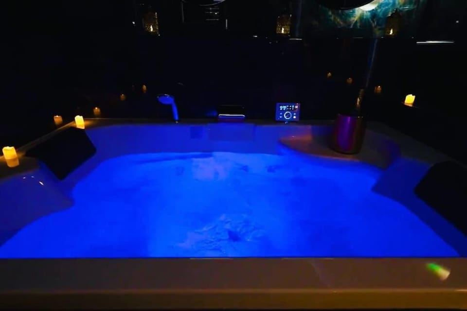 Hot Tub