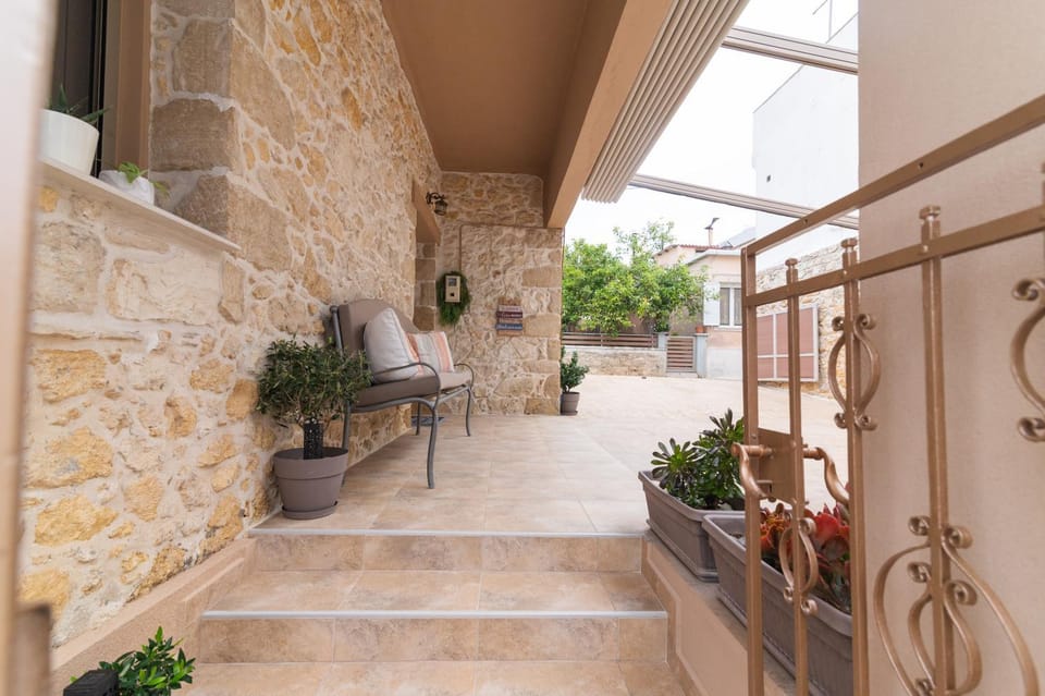 Silva Luxury House in Mires (South Crete) House in Crete