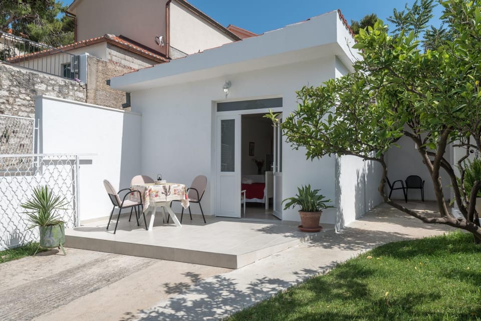 Garden, Balcony/Terrace